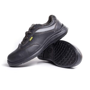 Anti Slip Anti Smash Anti Puncture Outdoor Petroleum And Gas Labor Safety Shoes Protection Insulated 6KV Work Shoes