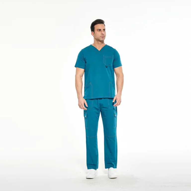 Customizable-Hospital-Scrubs-with-Functional-Pockets