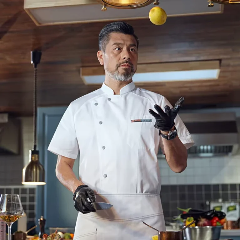 Customized-OEM-Summer-Short-Sleeved-Unisex-Chef-Jackets-Breathable-Kitchen-Catering-Uniform-for-Restaurant-and-Bar-Use