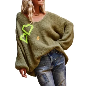 Factory Customized Heart Pattern V Neck Pullover Knit Lady Sweater Casual Drop Shoulder Knitted Loose Women’s Sweater