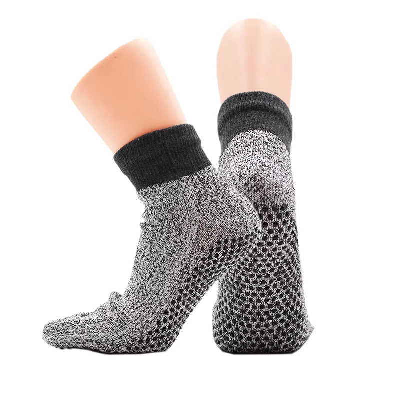 Factory Direct Customizable Level 5 Cut-Resistant Silicone Toe Sock with Dotted Bottom