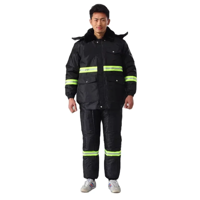 Freezer-Workwear-or-Waterproof-Freezer-Suit