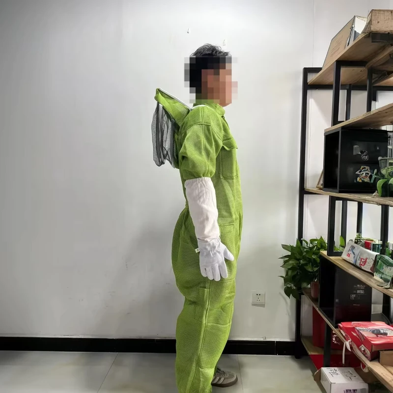 Green Color Professional Bee Keeping Suit Suit for Beekeepers Beekeeping Coverall Cotton Bee Suit for Sale