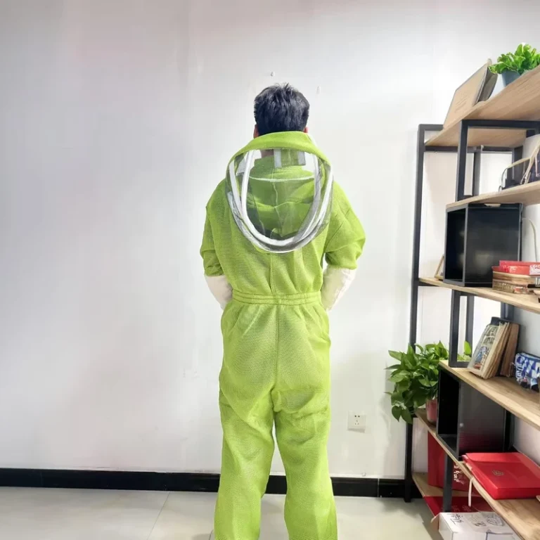 Green-Color-Professional-Bee-Keeping-Suit-Suit-for-Beekeepers-Beekeeping-Coverall-Cotton-Bee-Suit-for-Sale