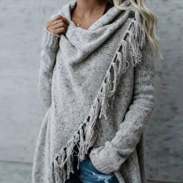 Knitted-Long-Sleeve-Sweater-From-European-and-American-Source-Manufacturers-Solid-Color-Grey-Design-with-Ribbed-Tassels-Garment