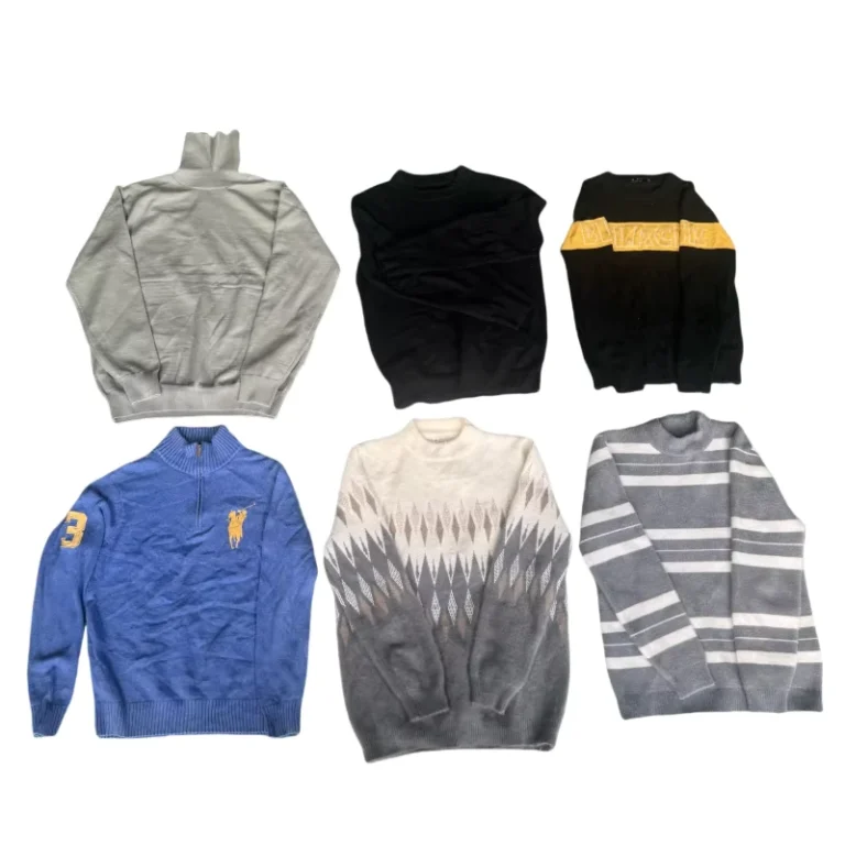 Large-Number-of-Mens-Second-hand-Sweaters-Are-Both-Warm-and-Classic-in-Style
