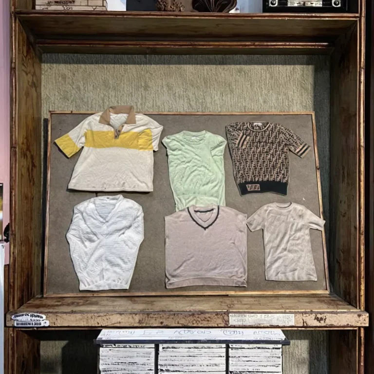 Large-Quantity-of-Second-hand-Clothes-Short-sleeved-Sweater-Fashionable-Sweater-of-High-Quality