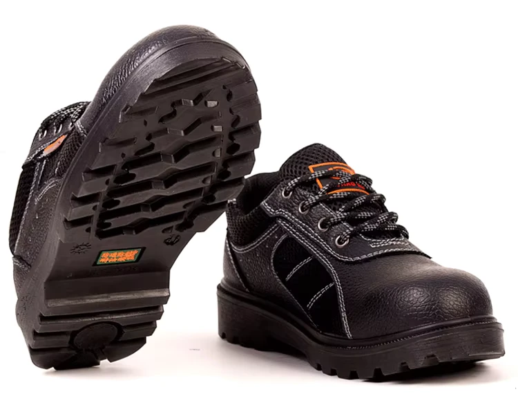Low Top Steel Toe Safety Shoes Anti-Smashing Anti-Puncture for Workshop and Construction