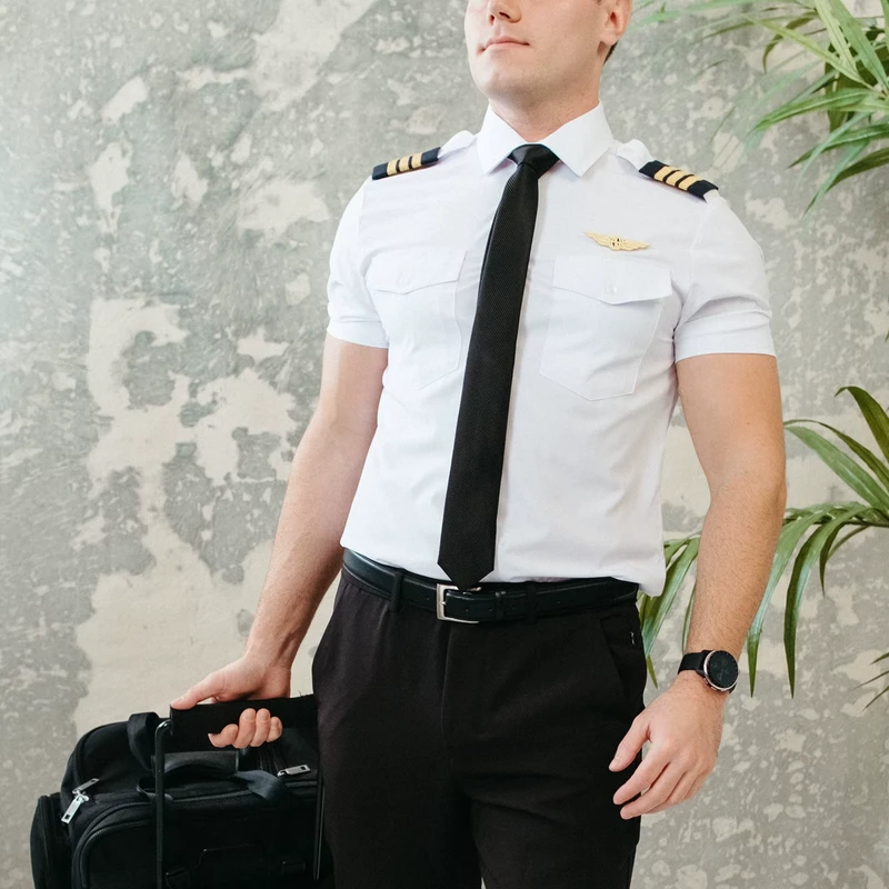 Manufacturer 100% Cotton Men's Short-Sleeve Pilot Captain Uniform Shirt with Epaulets and Chest Pockets
