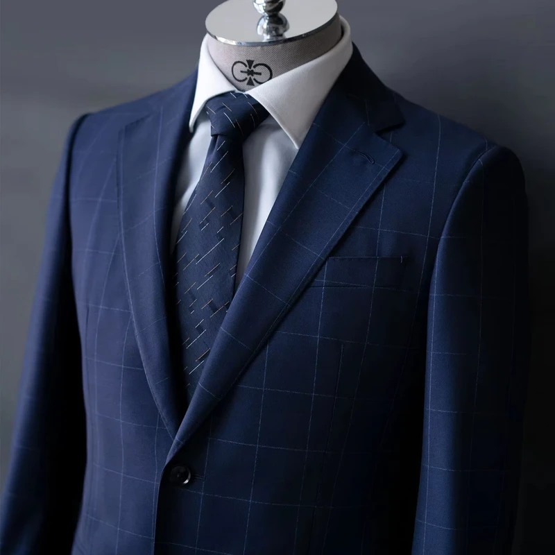 Men's High Quality Two-Piece Business Suit Custom Slim Fit Jacket Pants Button Closure Classic Style Wedding Casual Occasions