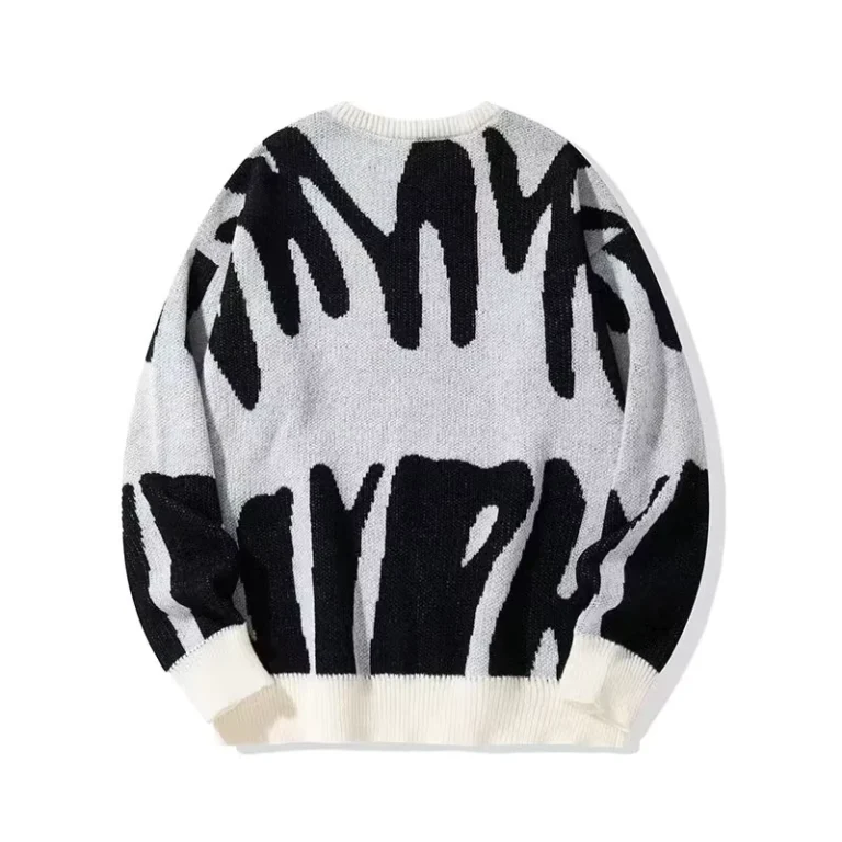 New-Style-Personality-Crew-Neck-Jacquard-Sweater-Youth-Black-and-White-Splicing-Large-Size-Sweater