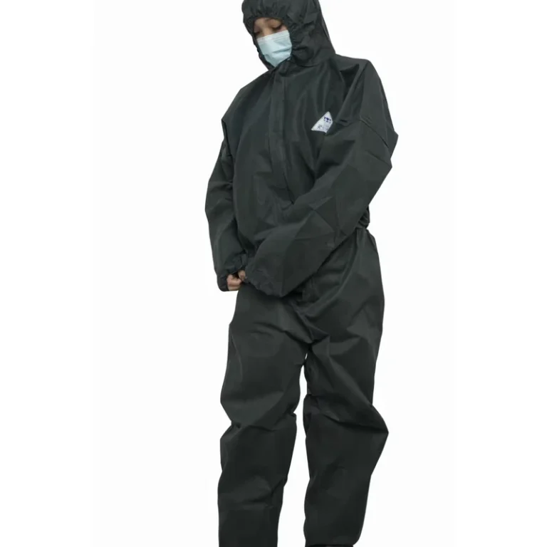 Protective-Disposable-SS-Nonwoven-Coverall-Anti-Static-Waterproof-Breathable-Features-CE-Certified-for-Cleanroom-Use-Level-D