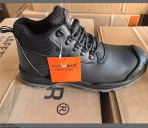 Safety Shoes Slip-Resistant Model BK016 for Outdoor Sports