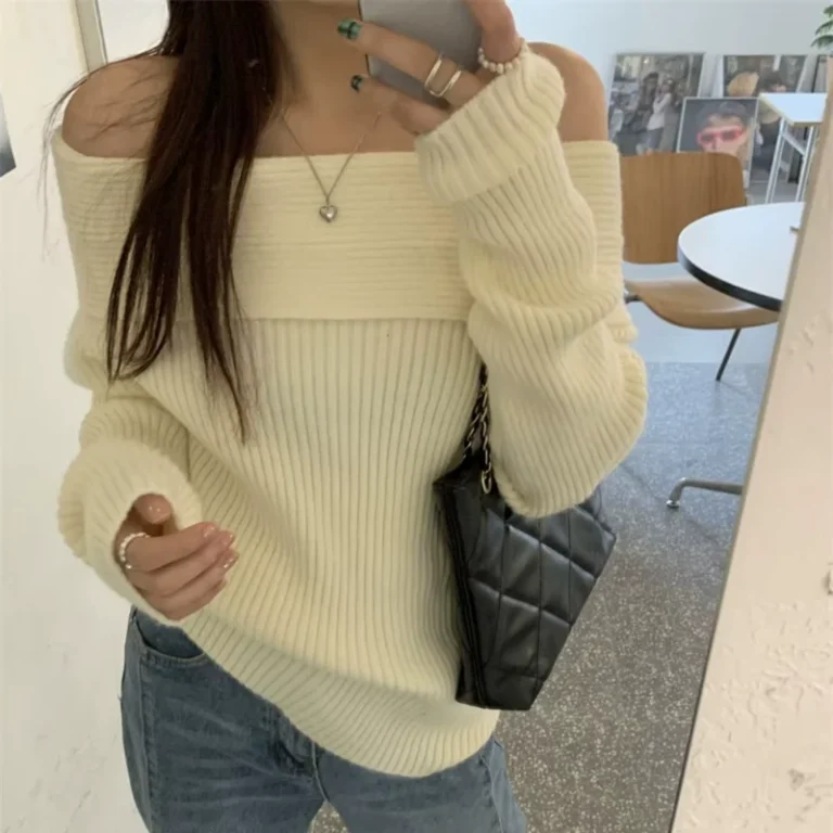 Single-shoulder-or-Off-shoulder-Knitted-Sweater-As-a-Base-Layer-to-Wear-Under-Other-Clothes