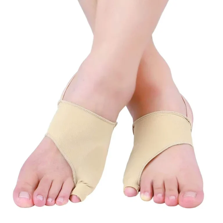 Small-Toecap-Breathable-Protective-Sleeve-for-Toes-Made-of-Durable-Rubber