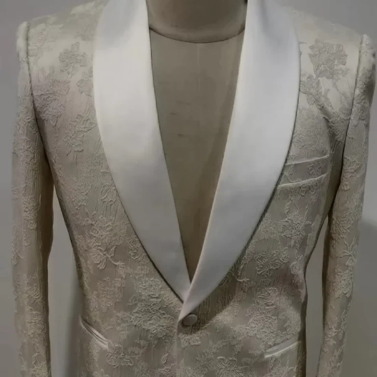Suit-for-Wedding-White-Jacquard-Dinner-Grooms-Formal-Suit-Three-Pieces