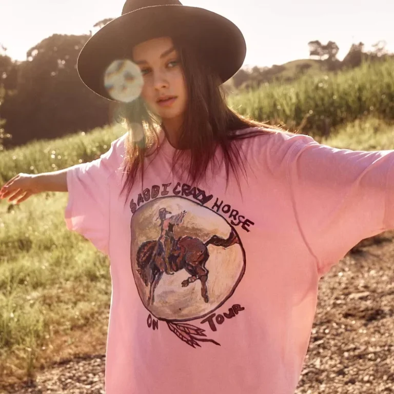 TS011-Pink-Loose-Fitting-Fashionable-Printed-Horse-Riding-T-shirt-Breathable-Sweat-Wicking-Equestrian-Short-Sleeves