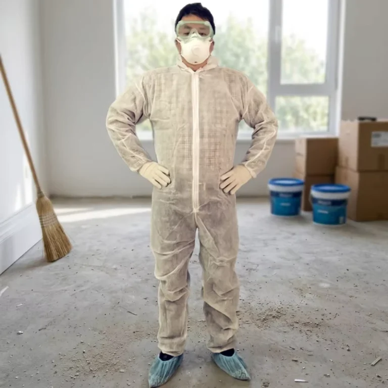 White-Polypropylene-PP-Lightweight-Breathable-Disposable-Protective-Coverall-for-Cleaning-General-Maintenance