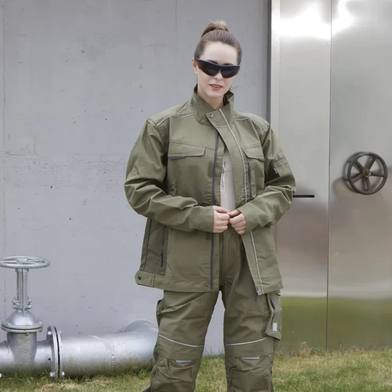 Workwear-Clothing-Overalls-Pants-Green-for-Workers-in-Construction